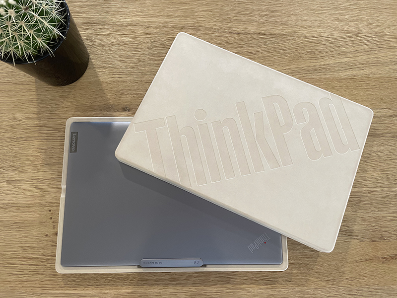 PC portable Lenovo ThinkPad Z16 avec emballage recyclable 